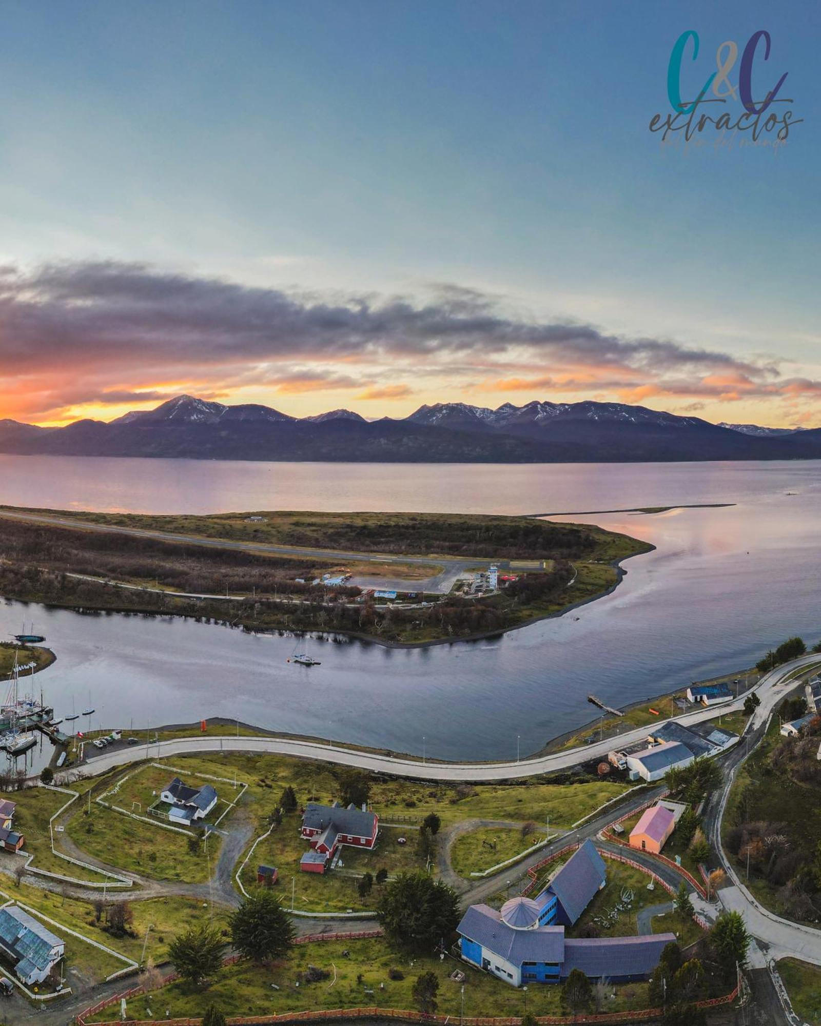 Hotel Fiofio Spa Puerto Williams Exterior foto